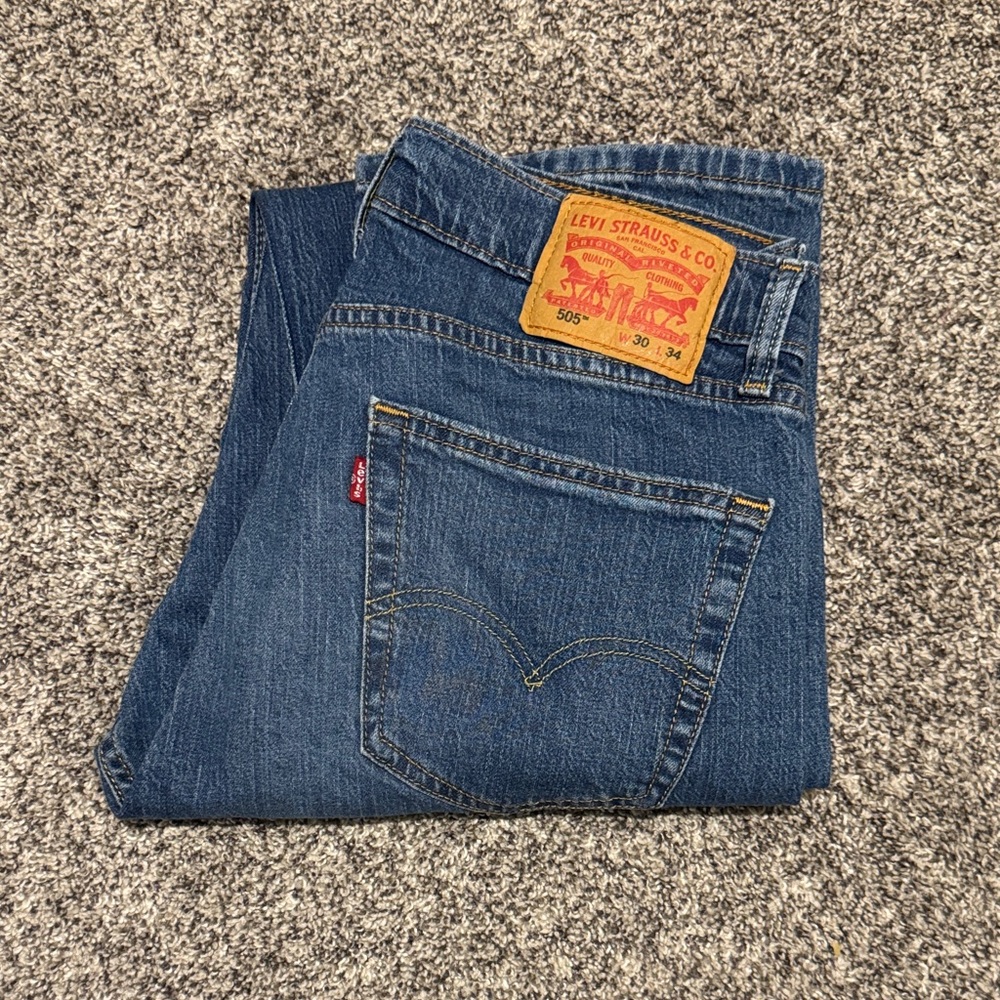 Levi's Men's Classic Indigo Straight Jeans 505